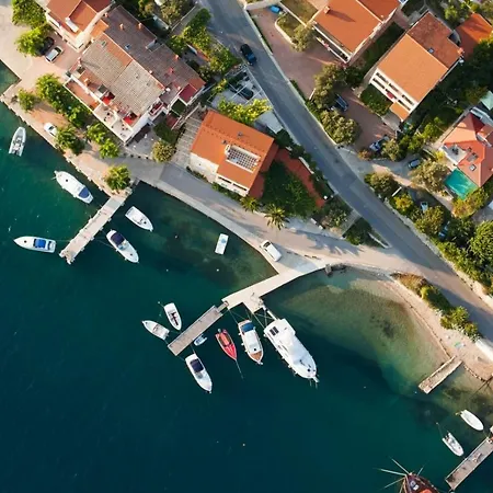 Apartment In Kastel Stafilic With Balcony, Air Conditioning, W-Lan 3784-7 Apartment Kaštela