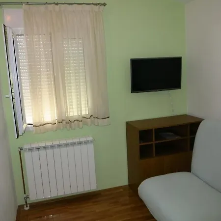 Apartment Apartment In Kastel Stafilic With Balcony, Air Conditioning, W-Lan 3784-7 *