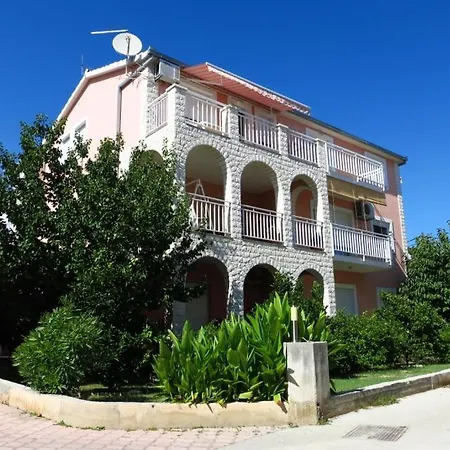 Apartment Apartment In Kastel Stafilic With Balcony, Air Conditioning, W-Lan 3784-7